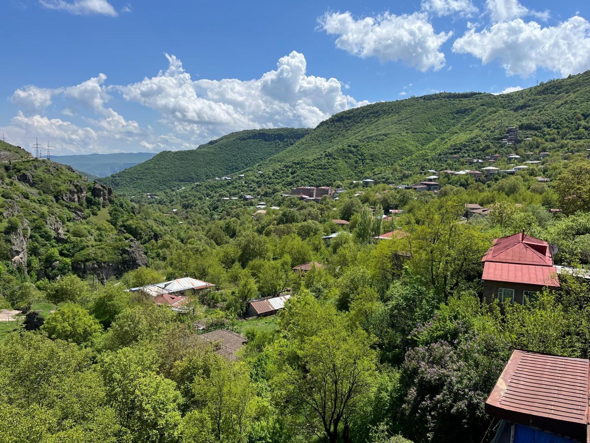 Kirch Hotel & Restaurant Goris Exterior photo