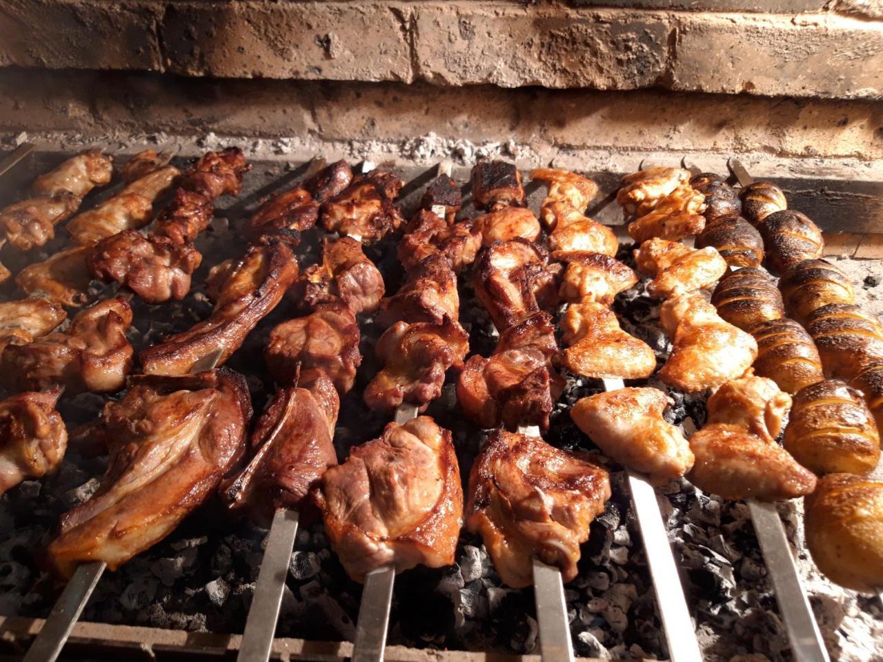 Kirch Hotel & Restaurant Goris Exterior photo