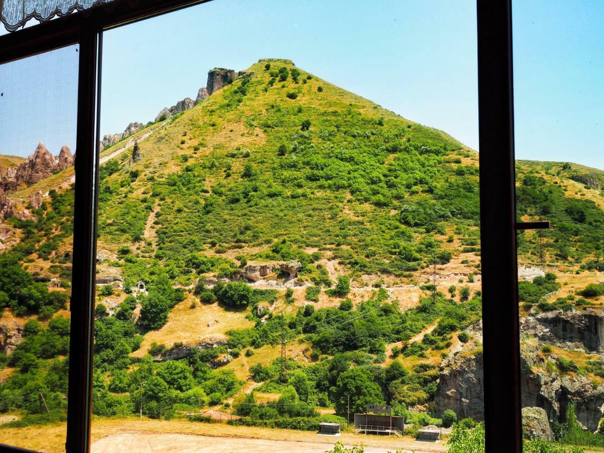 Kirch Hotel & Restaurant Goris Exterior photo